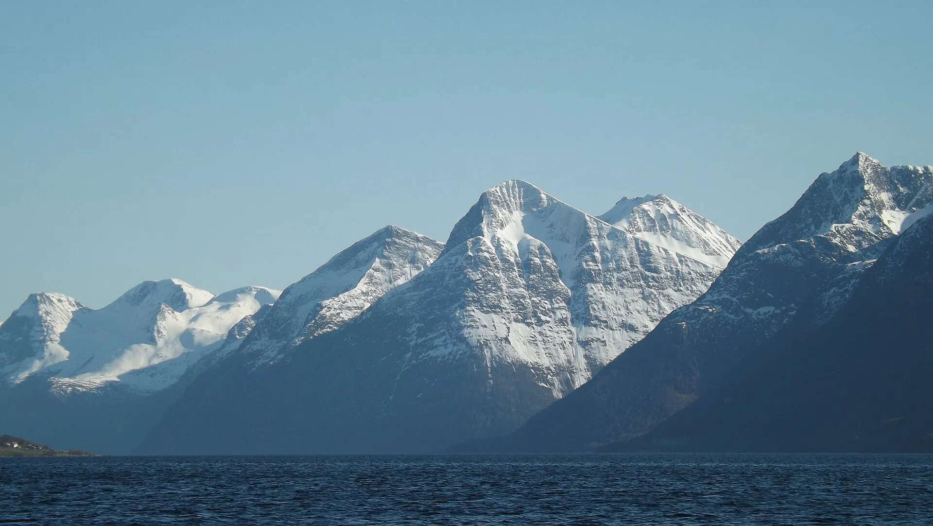 Fjord Safari by RIB to the Hjørundfjord