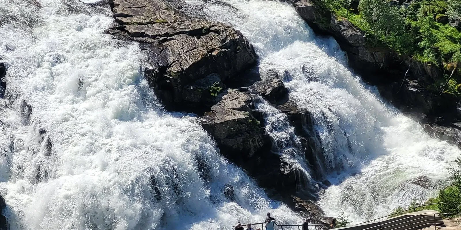 Ultimate Eidfjord Tour: Vøringsfossen & Scenic Views 3.5H