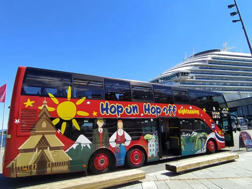 1-Day Hop-On Hop-Off Sightseeing Bus (Gray Line)