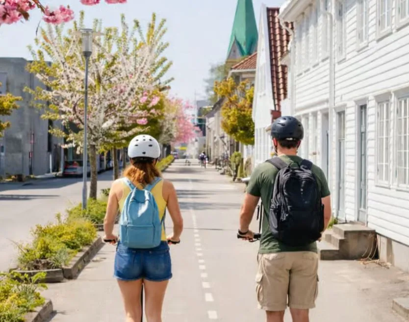 E-Scooter Tour - City Highlights