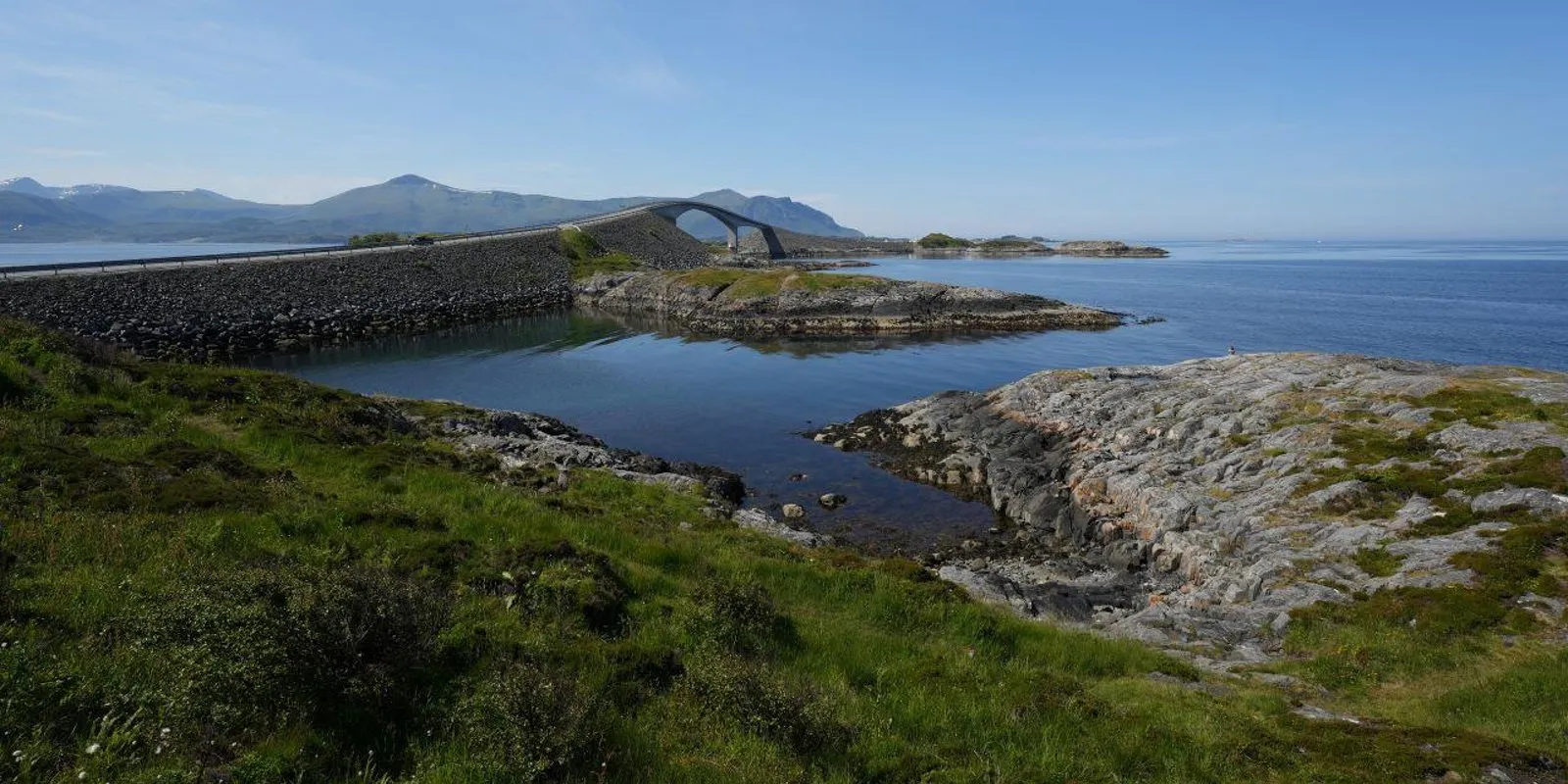 Atlantic Ocean Road & Varden Audio Guide Bus Tour
