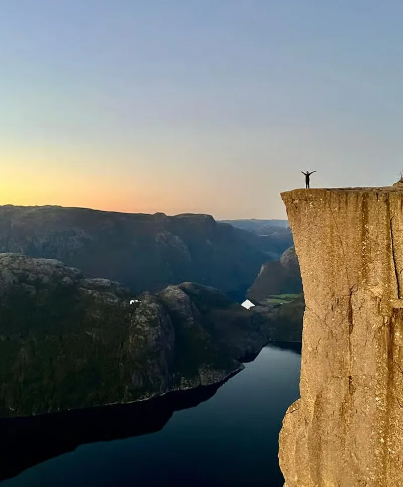 Stavanger/Sandnes: Preikestolen Guided Hidden Nature Hike